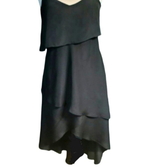 NWT BCBG Paris Tiered High Low Dress. Size Medium - Picture 6 of 9